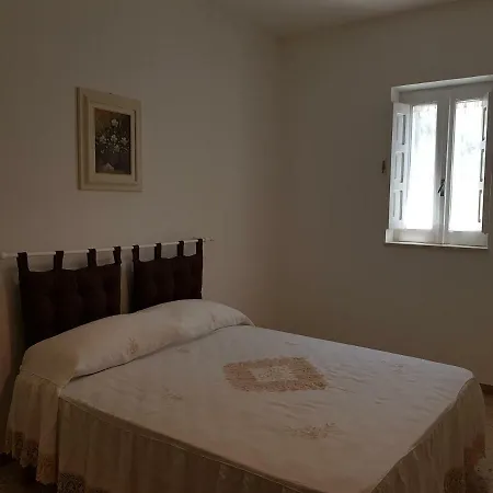 Trulli Valle D'itria 33 *